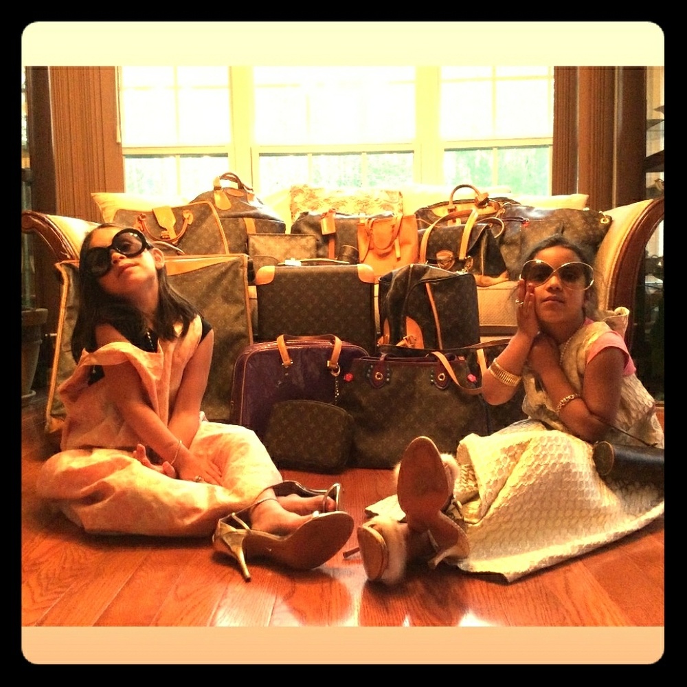 Meet your Posher, Ana